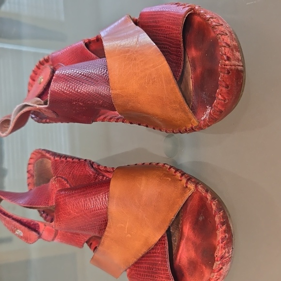 Pikolinos Women's Shoes - Picture 3 of 9